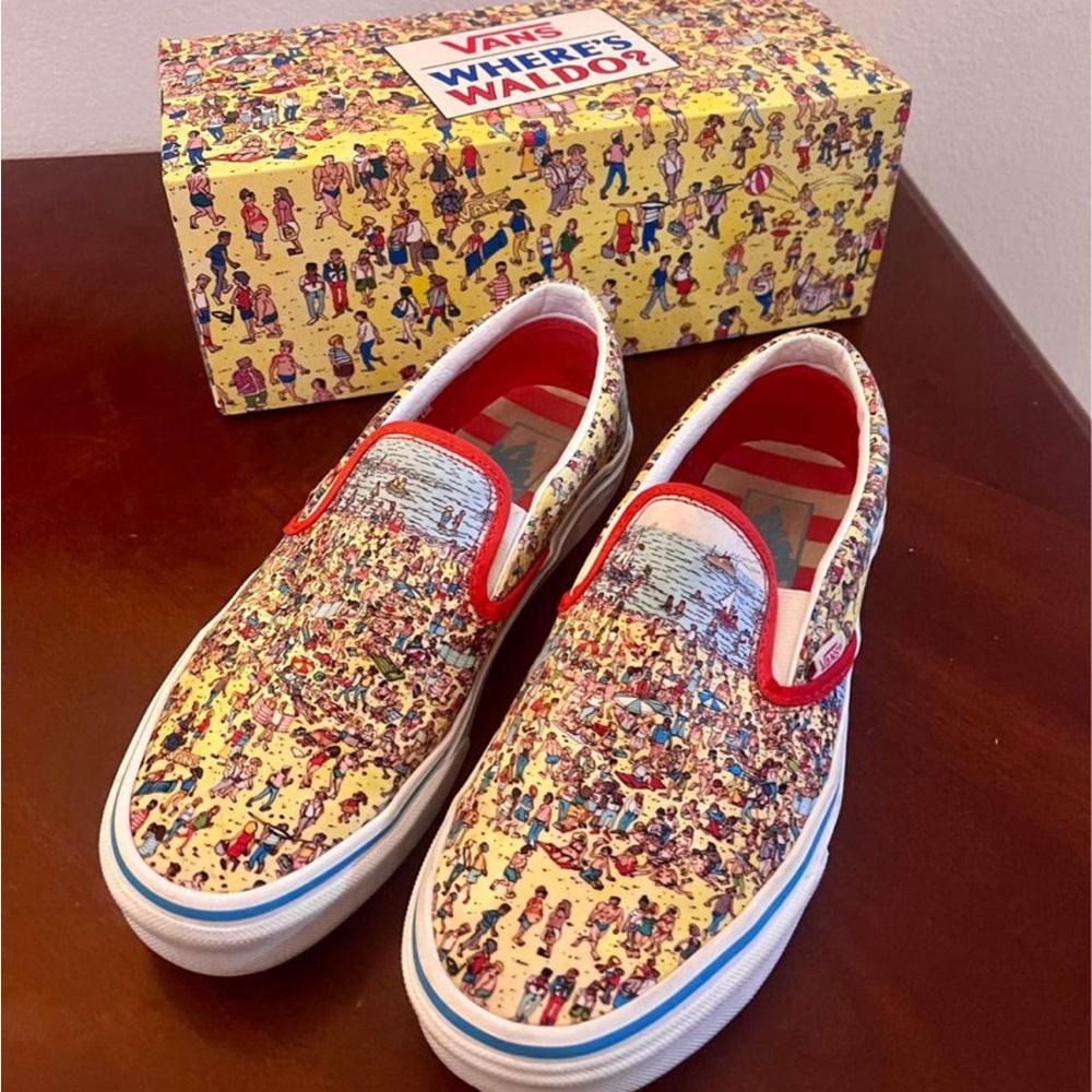 Women’s Where’s Waldo Slip-on VAN’S Size 9